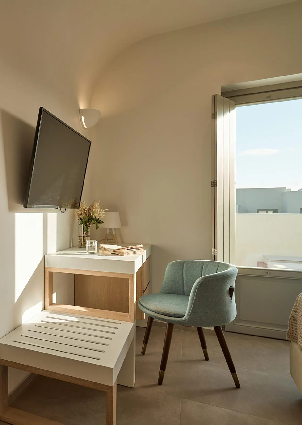 Suite with Balcony & Whirlpool Bath