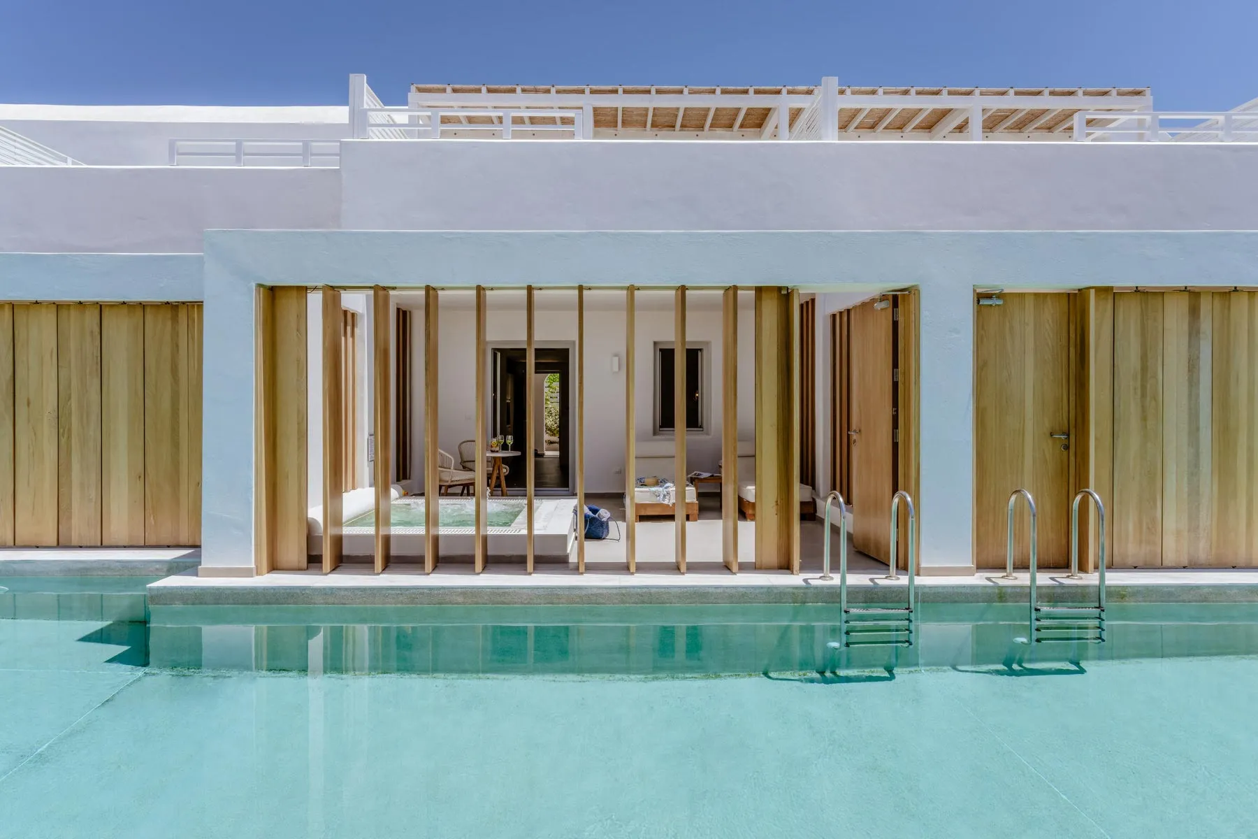 Swim-up Deluxe Double Room with Terrace & Whirlpool Bath